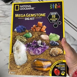 National Geographic mega gemstone dig kit